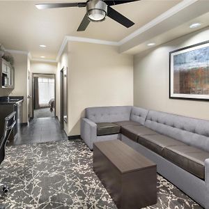 King Suite Sofa Bed Walk Shower Disability Access